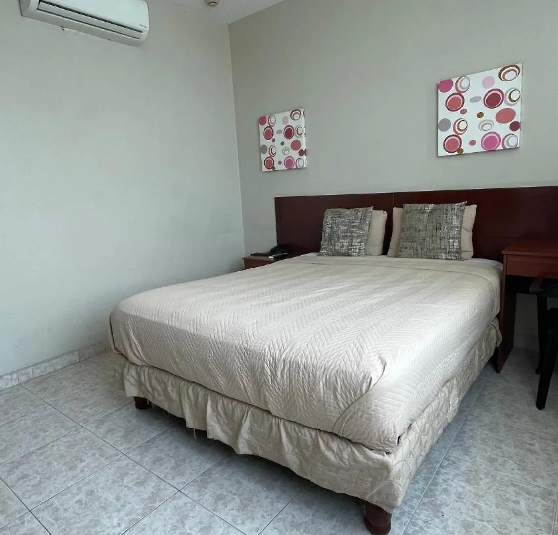 ****  Hotel Air Suites Guayaquil Ecuador