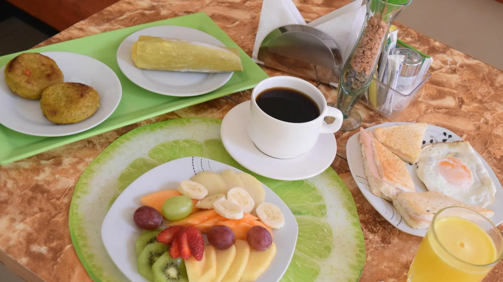 Hotel Air Suites Guayaquil 4*,